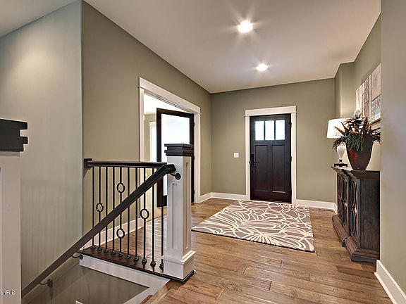5th image of 4961 Tall Pines Ct SE