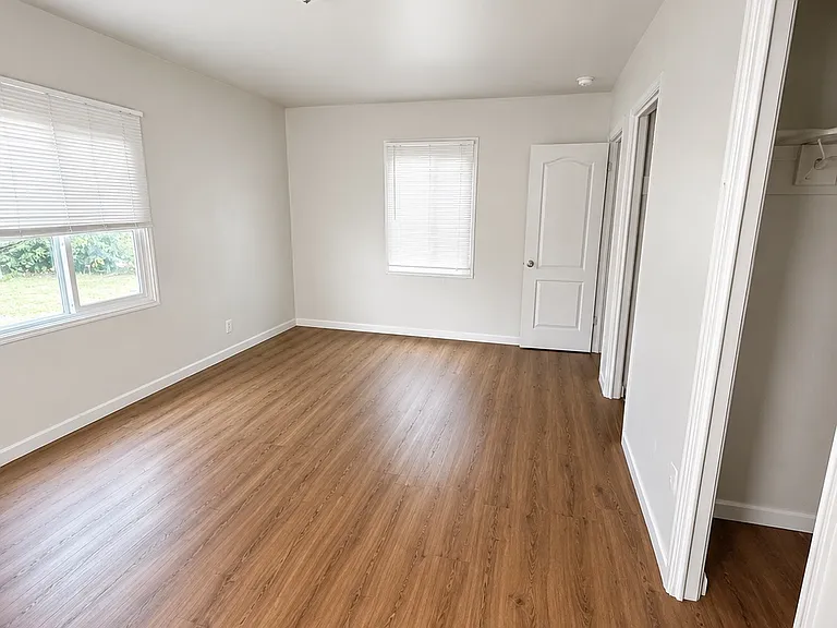 2161 Lucerne Ave — Photo 7