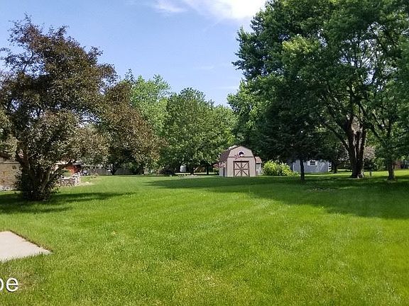3rd image of 5832 N Teresa Dr