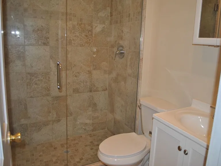 3128 N Lincoln Ave #3R — Photo 2