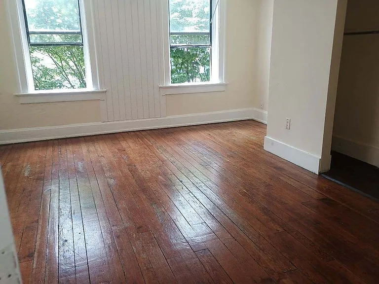 2704 W McMicken Ave — Photo 6