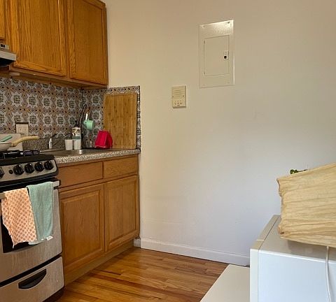 2nd image of 76 E 1st St #2BA