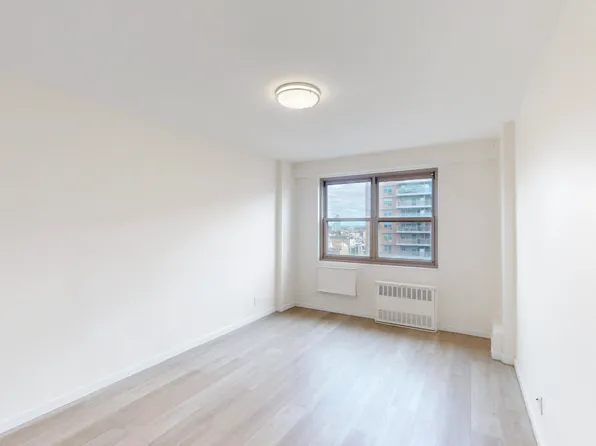 460 Neptune Avenue image 2 of 20