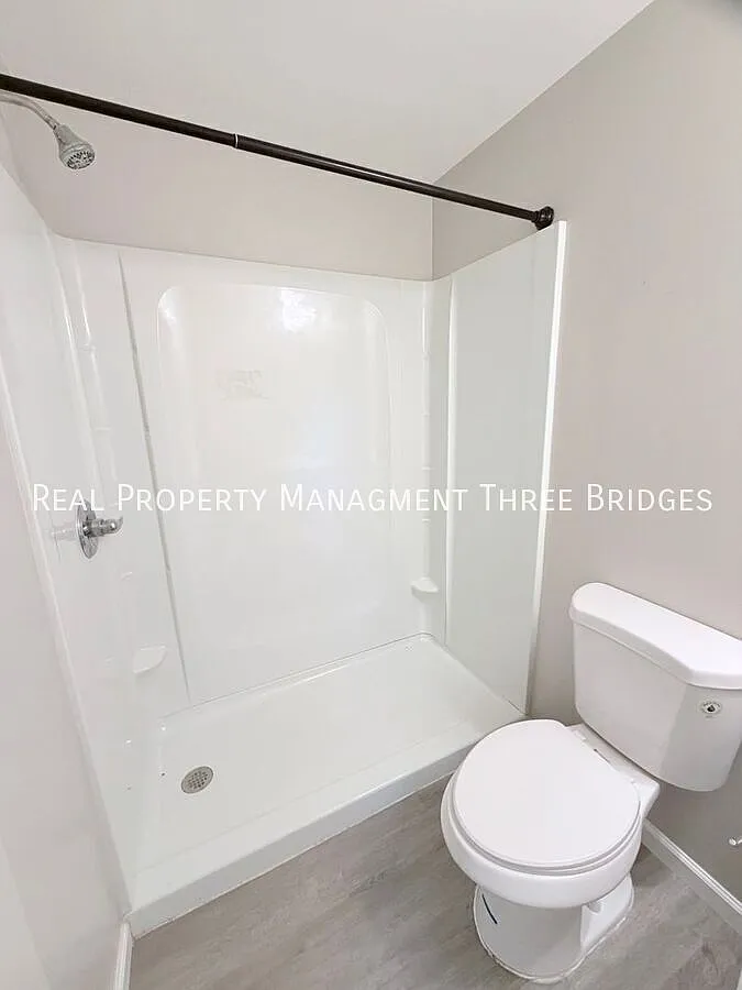 4br/2ba Florissant Gem — Photo 2