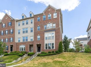 25904 Racing Sun Dr, Aldie, VA 20105