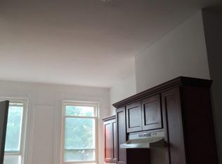 2021 Bleecker St, Flushing, NY 11385