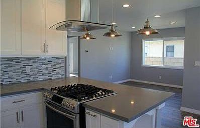 5th image of 5010 W 129th St