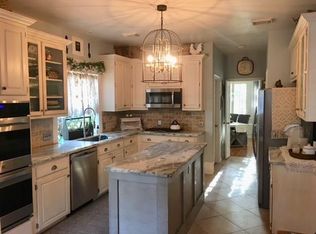 1006 Live Oak Ln, Seabrook, TX 77586