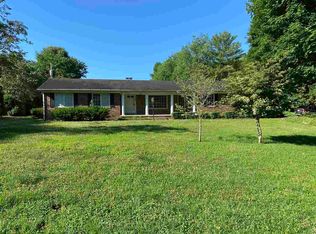 1101 Meadowwood Ln, Bowling Green, KY 42104