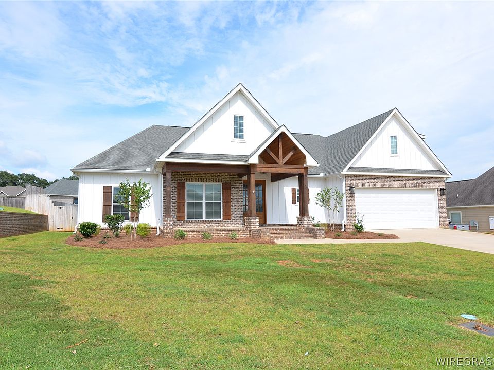 1st image of 115 Davis Way