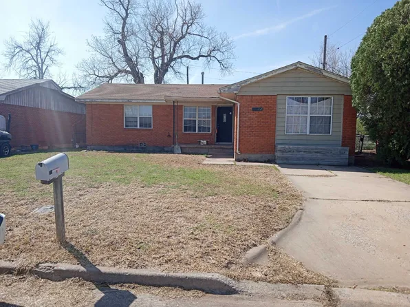 4322 NW Hoover Ave, Lawton, OK 73505