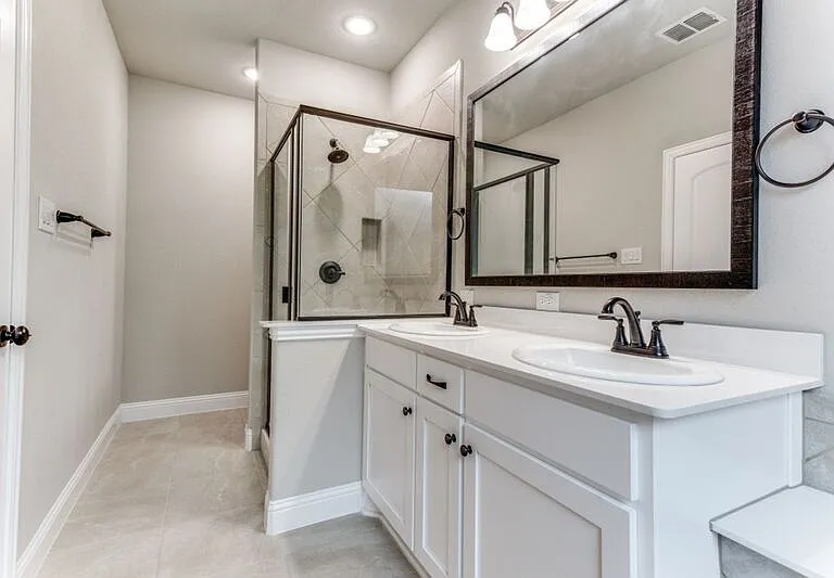 506 Weston St — Photo 10