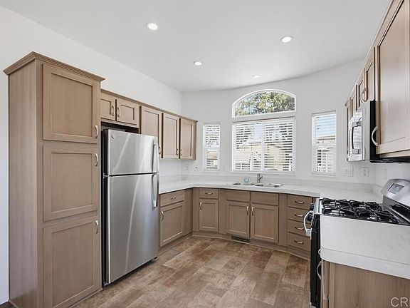 5th image of 2750 W Acacia Ave #N17