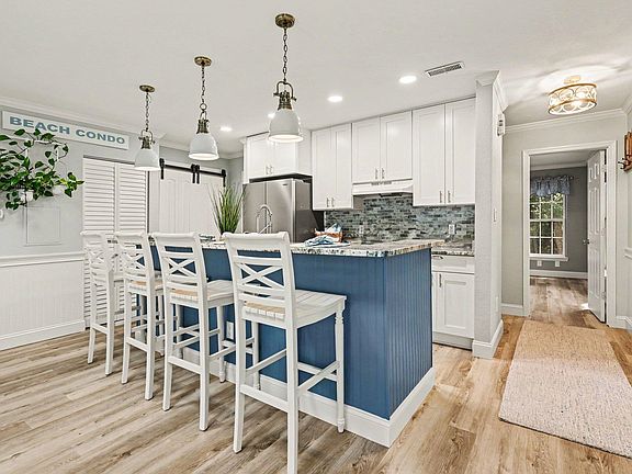 3rd image of 4369 Spa Dr. #305