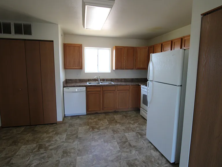 The Gardens Apartments — Photo 26