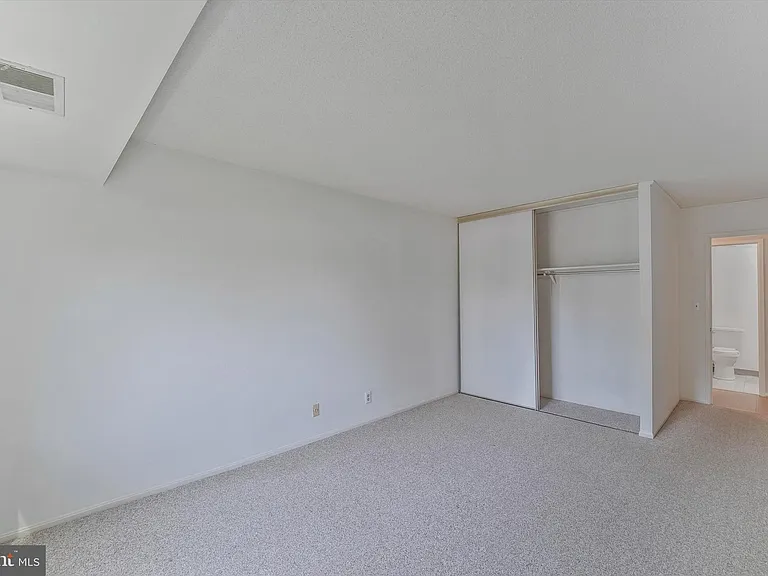 8360 Greensboro Dr #208 — Photo 30
