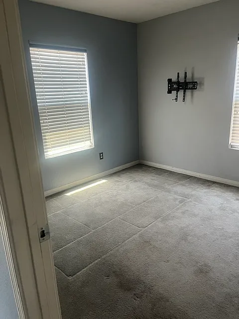 4507 Carmen Ct - 124-26 — Photo 3