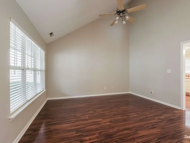 221 Amir Cir — Photo 5