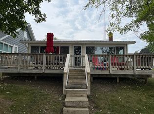 728 E Willis Park, North Webster, IN
