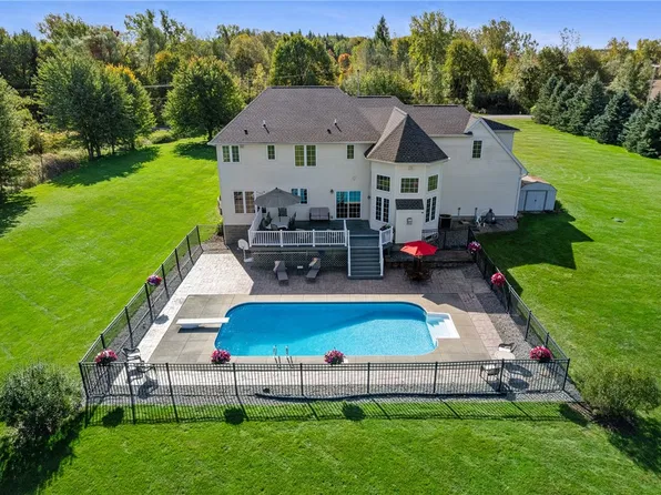 1782 Sweets Corners Rd, Fairport, NY 14450