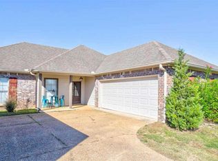 114 Carriage Ln, Florence, MS 39073