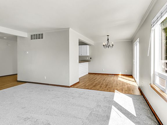 5th image of 915 Cleveland Ave