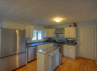 114 Ross Hill Rd, Charlestown, RI 02813