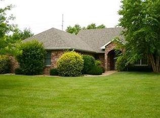 4214B Pinehurst Ct, Jefferson City, MO 65109