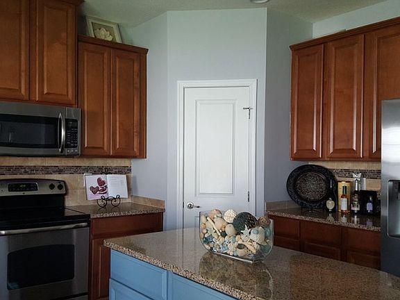3rd image of 10630 Haven Dr