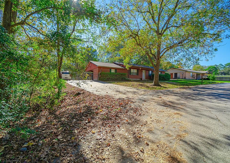 1st image of 2204 Easley Cir