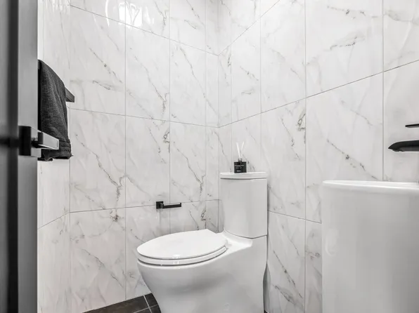 829 Blvd East image 48 of 50