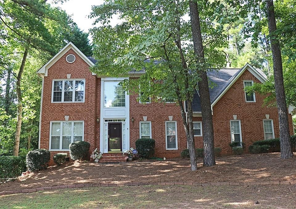 1st image of 1865 Skidmore Cir
