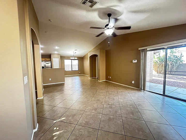 16283 W Statler St — Photo 2