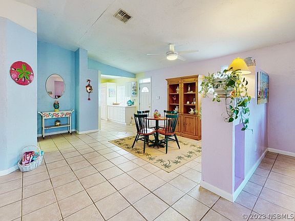 5th image of 809 E 26th Ave