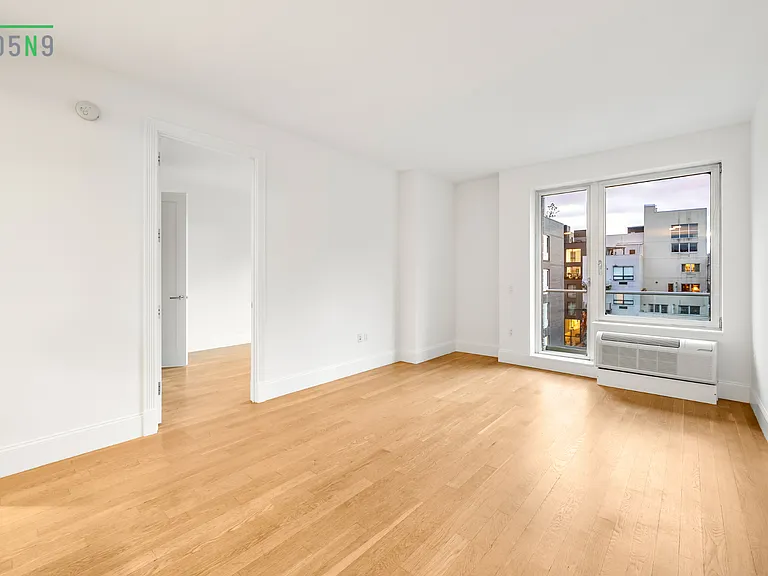 205 N 9th St #3B — Photo 6