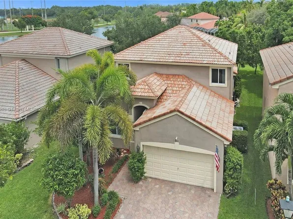 4664 Waycross Dr, Coconut Creek, FL 33073