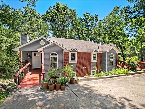 3rd image of 3211 Cardinal Creek Cir #A & B