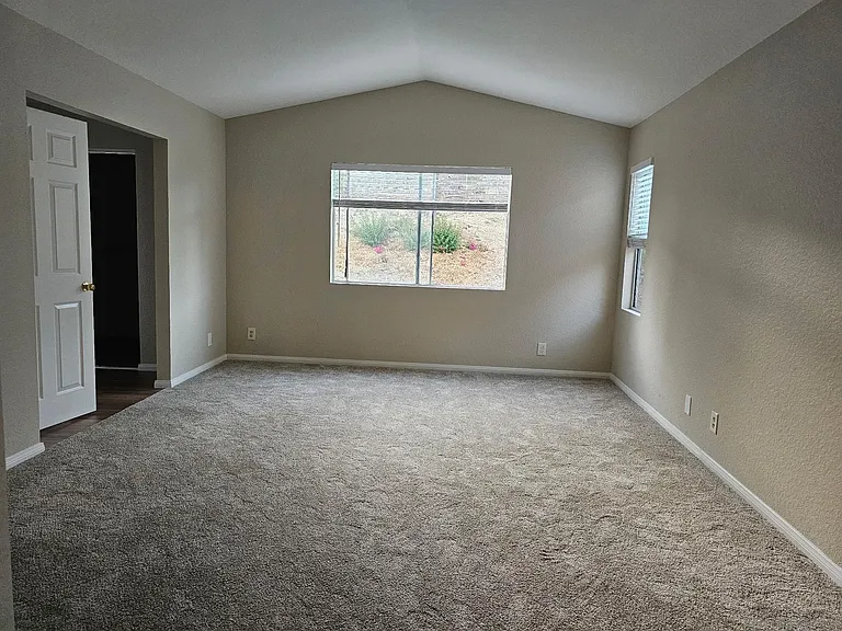 11044 Avenida De Los Lobos — Photo 10