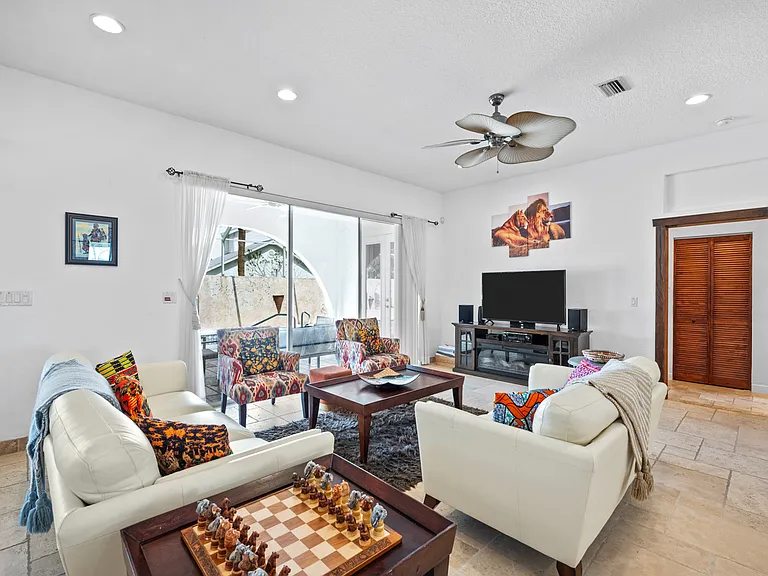 17 Mahoe Dr N — Photo 10