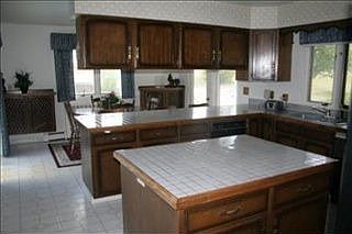 2nd image of 3325 Ravenwood Ln