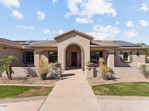 3rd image of 14554 W DESERT COVE Road