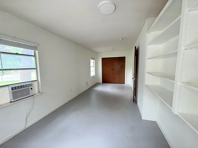 406 Swanee Dr #1 — Photo 9