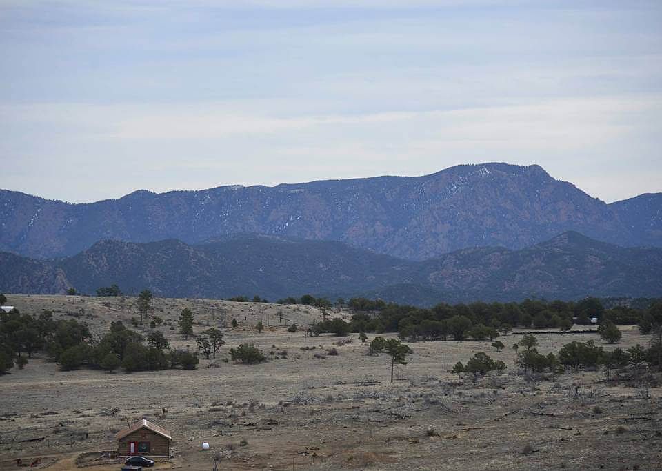 1st image of 357 Buckskin Dr