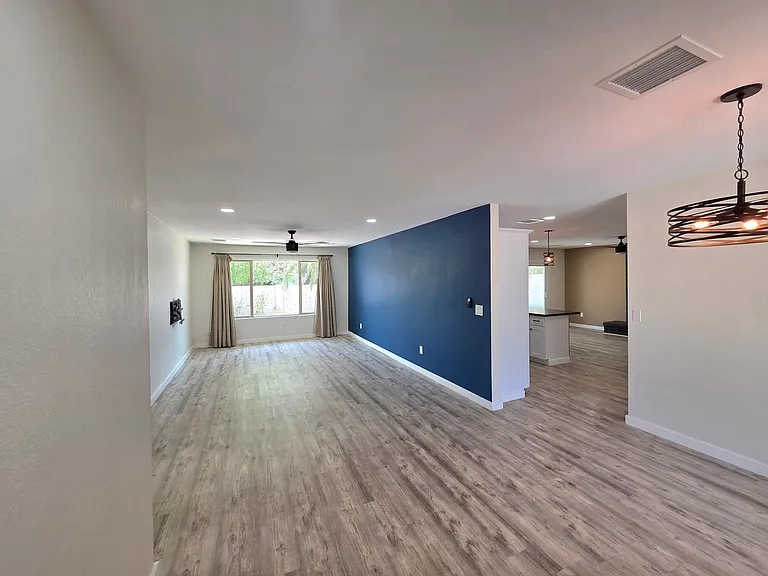 5835 E Acoma Dr — Photo 5