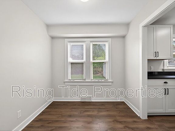 4th image of 1512 Emmons Ave