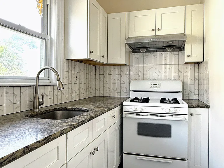 40 Atlantic Ave #3 — Photo 7