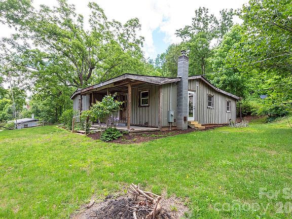 2nd image of 80 Webb Cove Rd