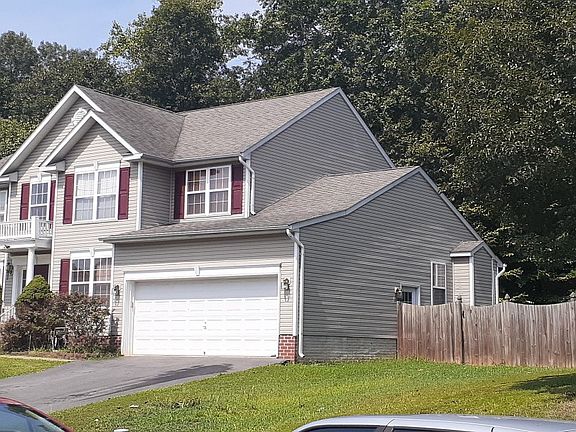 3rd image of 6813 Buck Ln