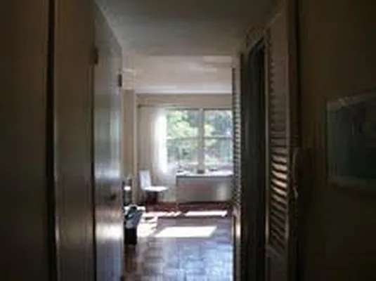 Rented by Nest Seekers International | media 49