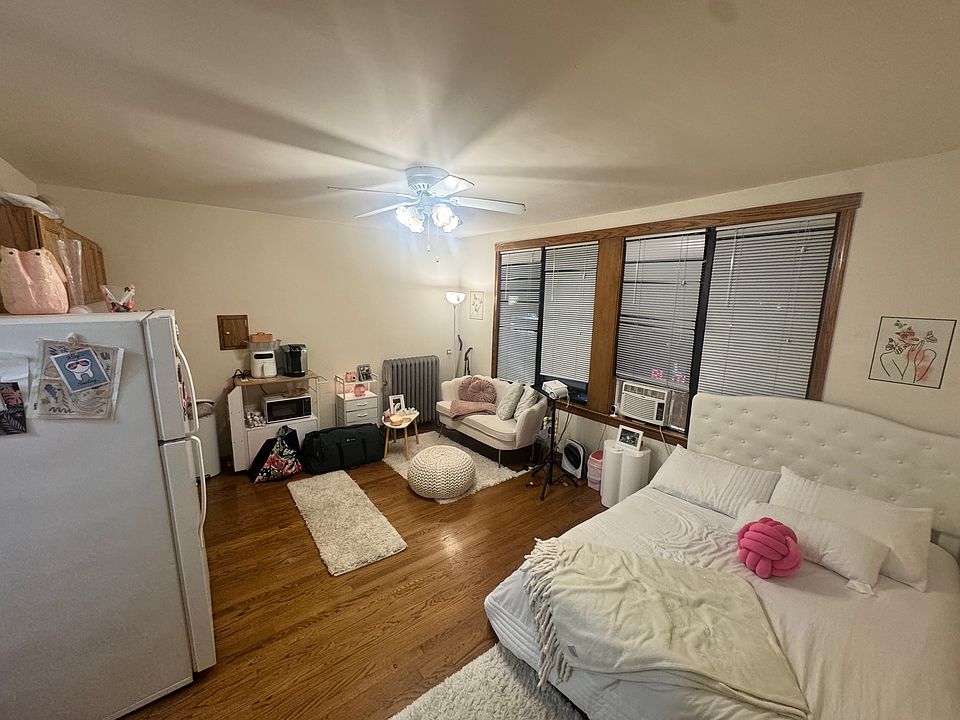 1st image of 4804 N Kedzie Ave APT 218